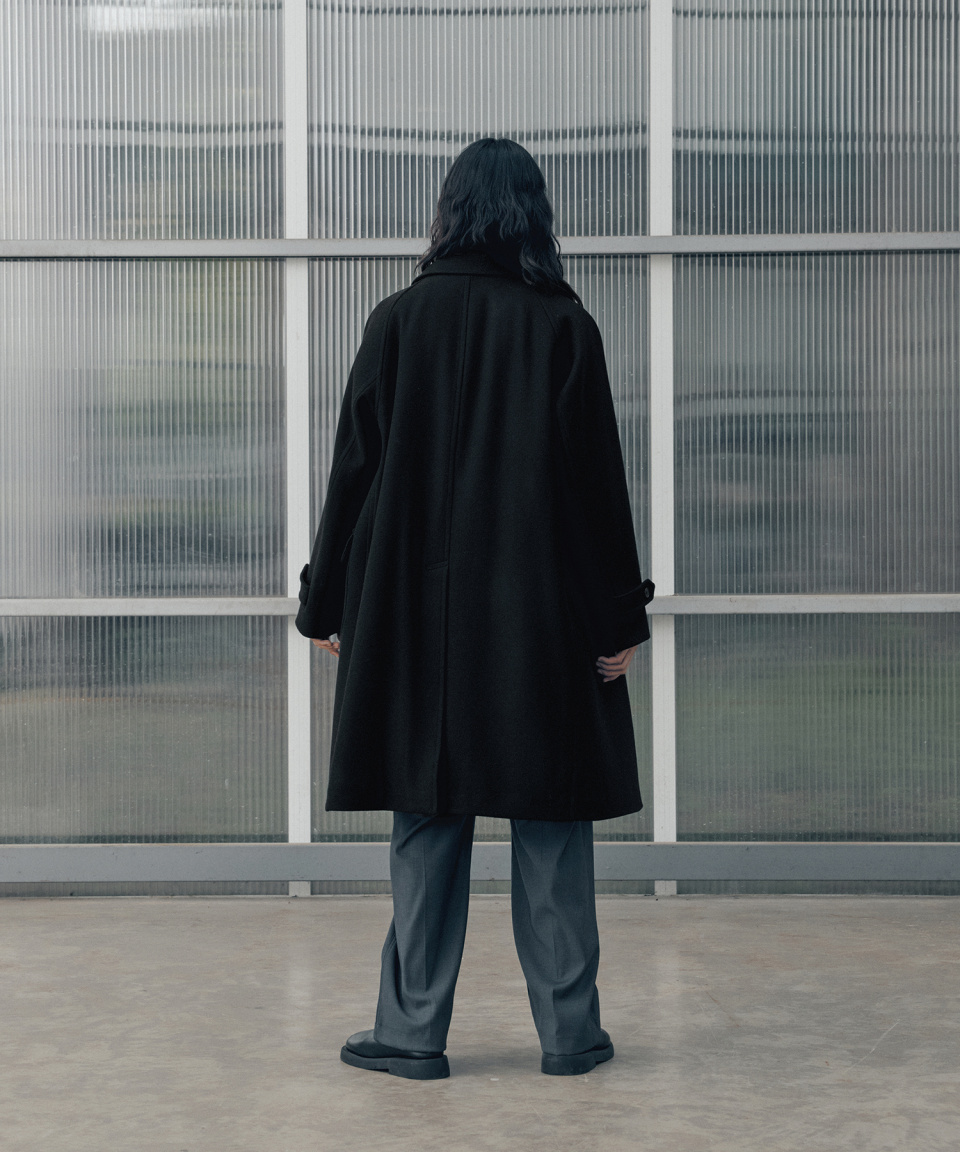 어나더 오피스(ANOTHER OFFICE) Voyager Balmacaan Coat (Black