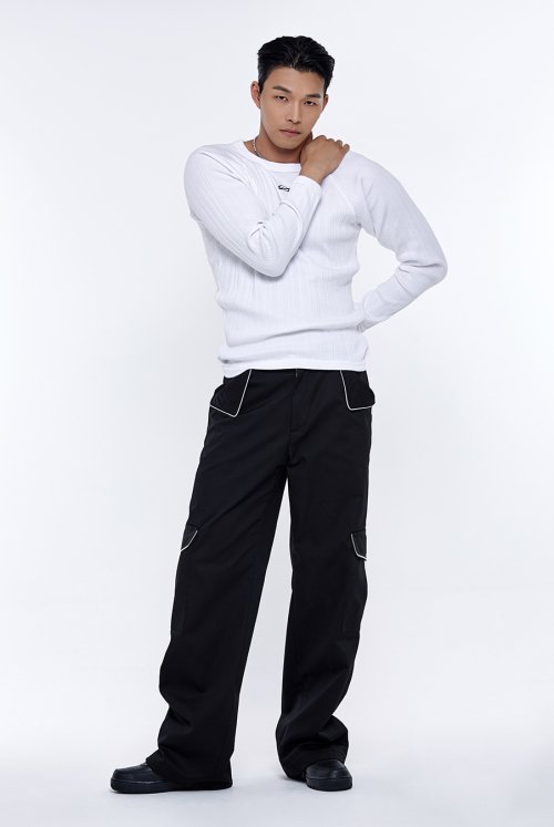 Irregular Logo embroidery Longsleeve - White