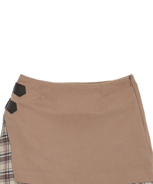 LAYERED BUCKLE SKIRT_BEIGE