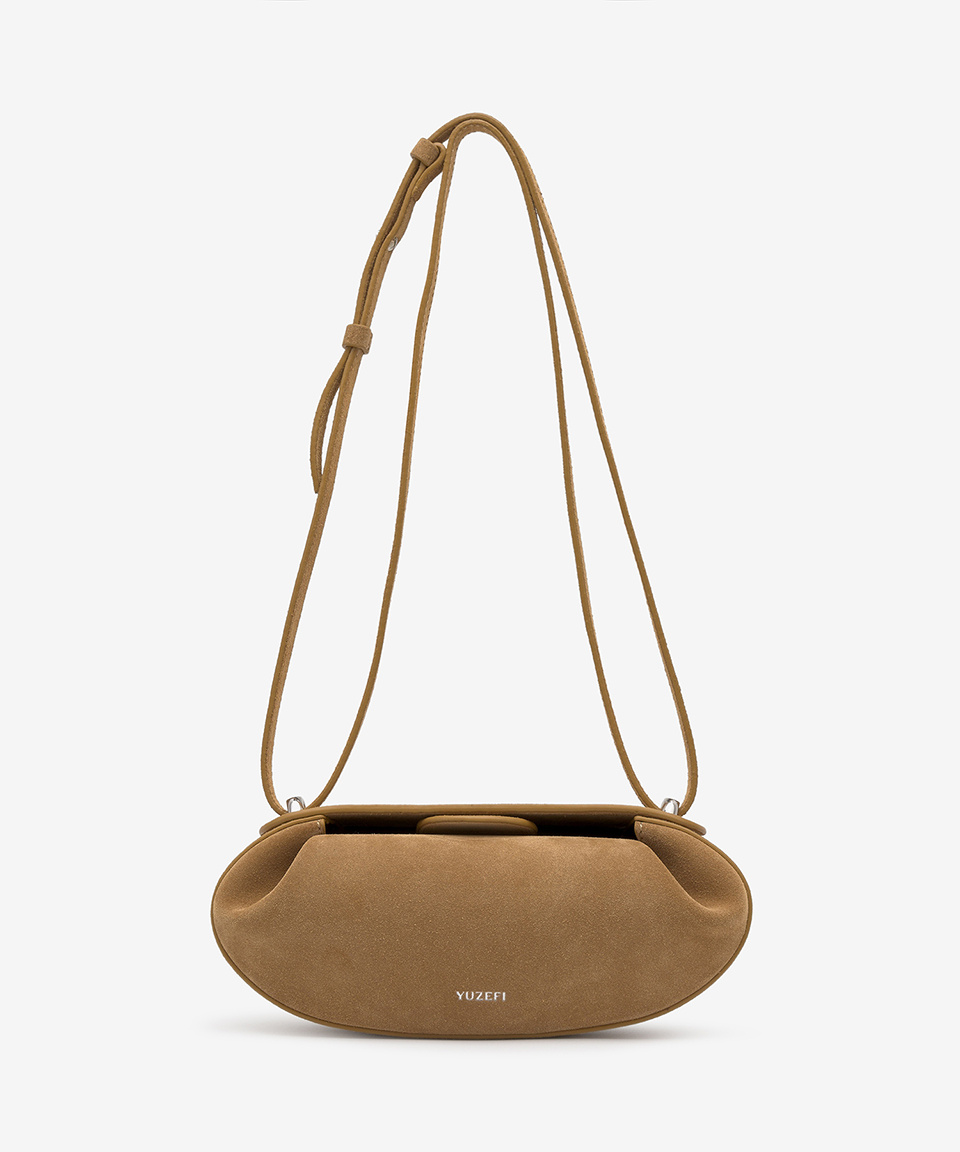 MUSINSA | YUZEFI Dinner Roll Suede Tote Bag - Butter Scotch