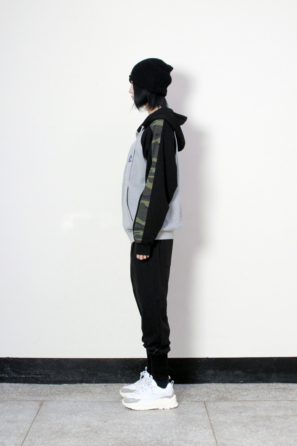 SOLID REAL EXHAUST SWEAT JOGGER PANTS BLACK (Demark) ＠SEOUL