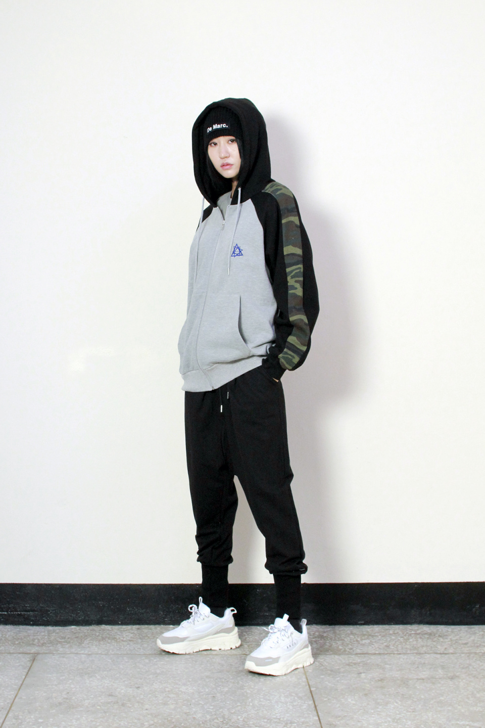 SOLID REAL EXHAUST SWEAT JOGGER PANTS BLACK (Demark) ＠SEOUL
