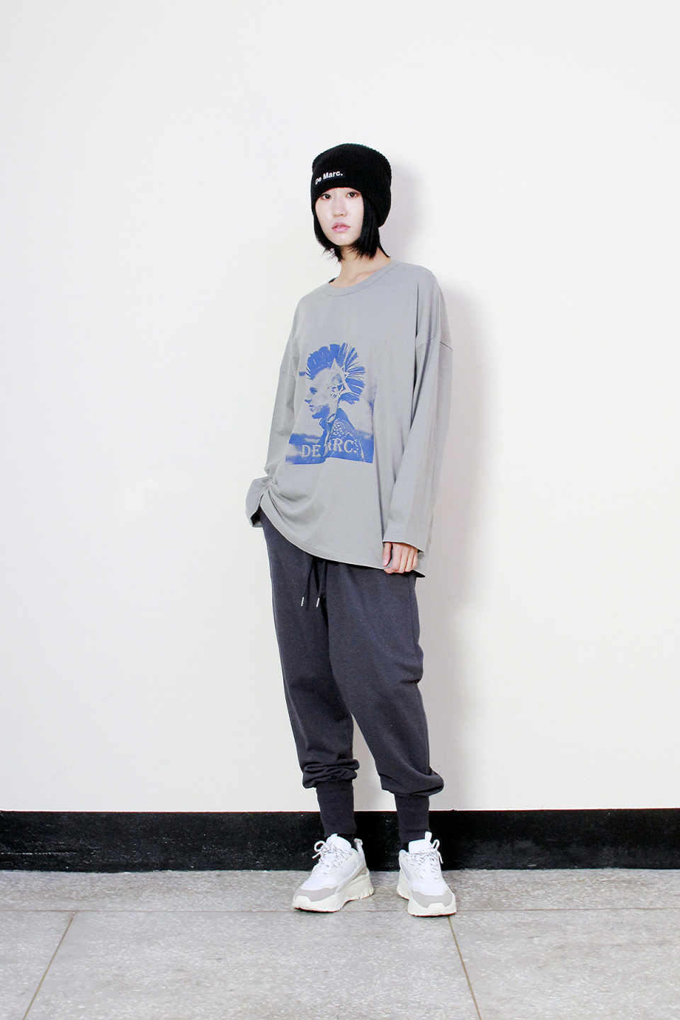 SOLID REAL EXHAUST SWEAT JOGGER PANTS CHARCOAL (Demark) ＠SEOUL