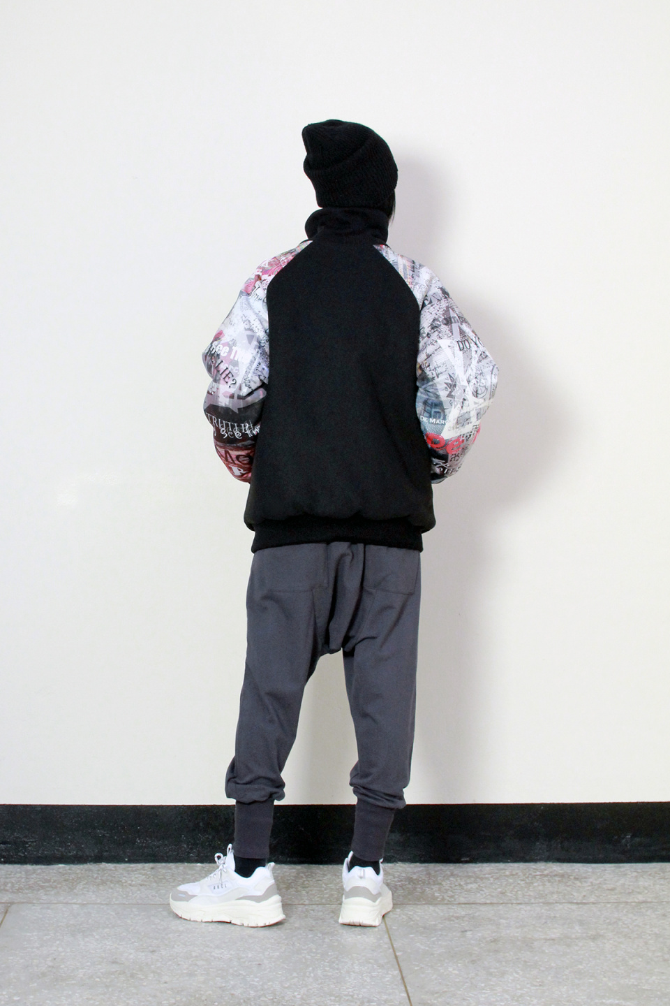 SOLID REAL EXHAUST SWEAT JOGGER PANTS CHARCOAL (Demark) ＠SEOUL