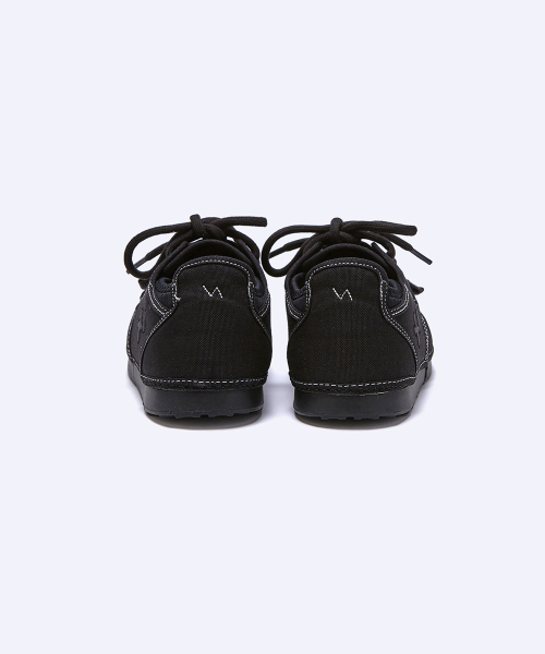 3300 Canvas Low Black OZPDGA101B