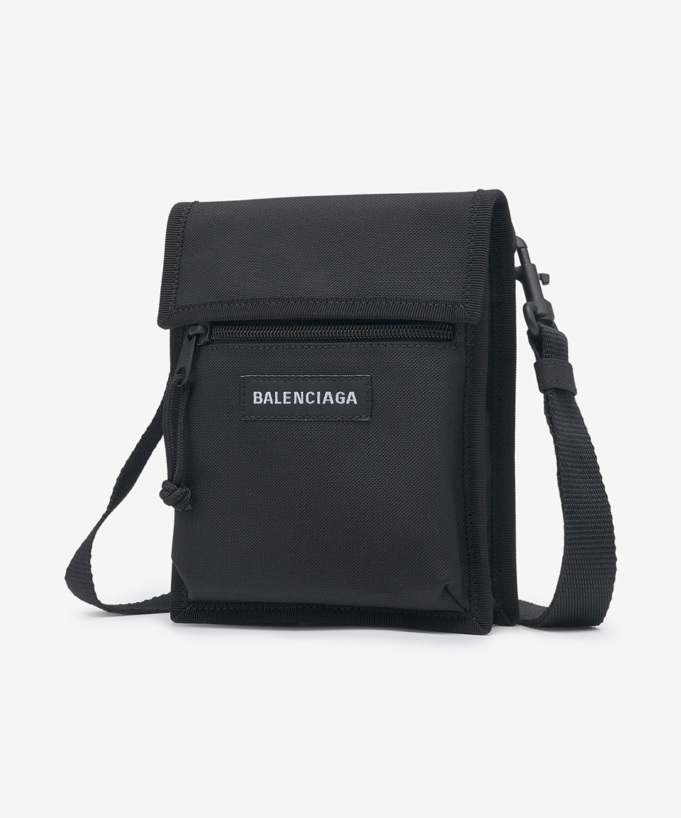 MUSINSA | BALENCIAGA Small Logo Patch Explorer Crossback