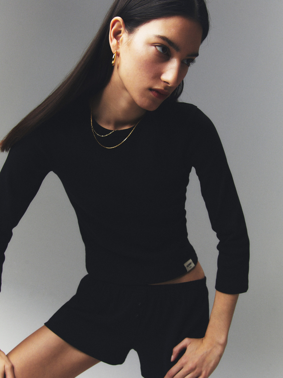 MUSINSA | GLOWNY BUTTON FLY MINI SHORTS (BLACK)
