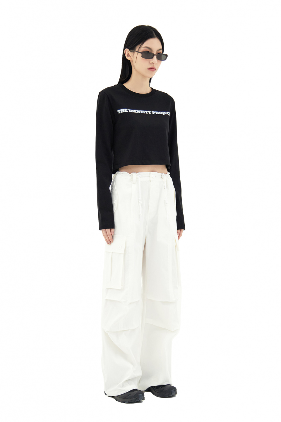 더 아이덴티티 프로젝트(THE IDENTITY PROJECT) Women identity crop long sleeve [black] - 49,000 | 무신사 스토어