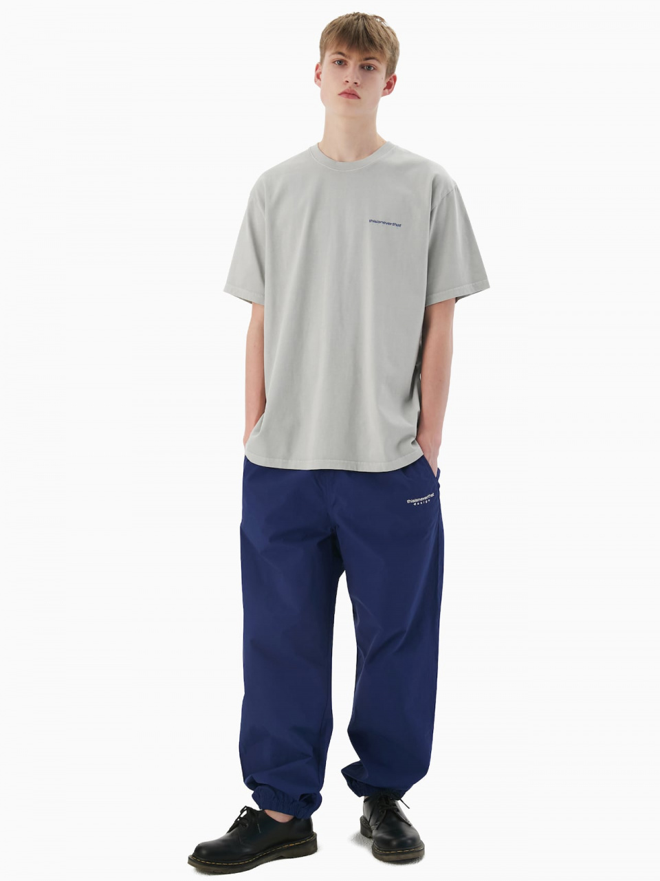 디스이즈네버댓(THISISNEVERTHAT) DSN-Logo Tee Grey