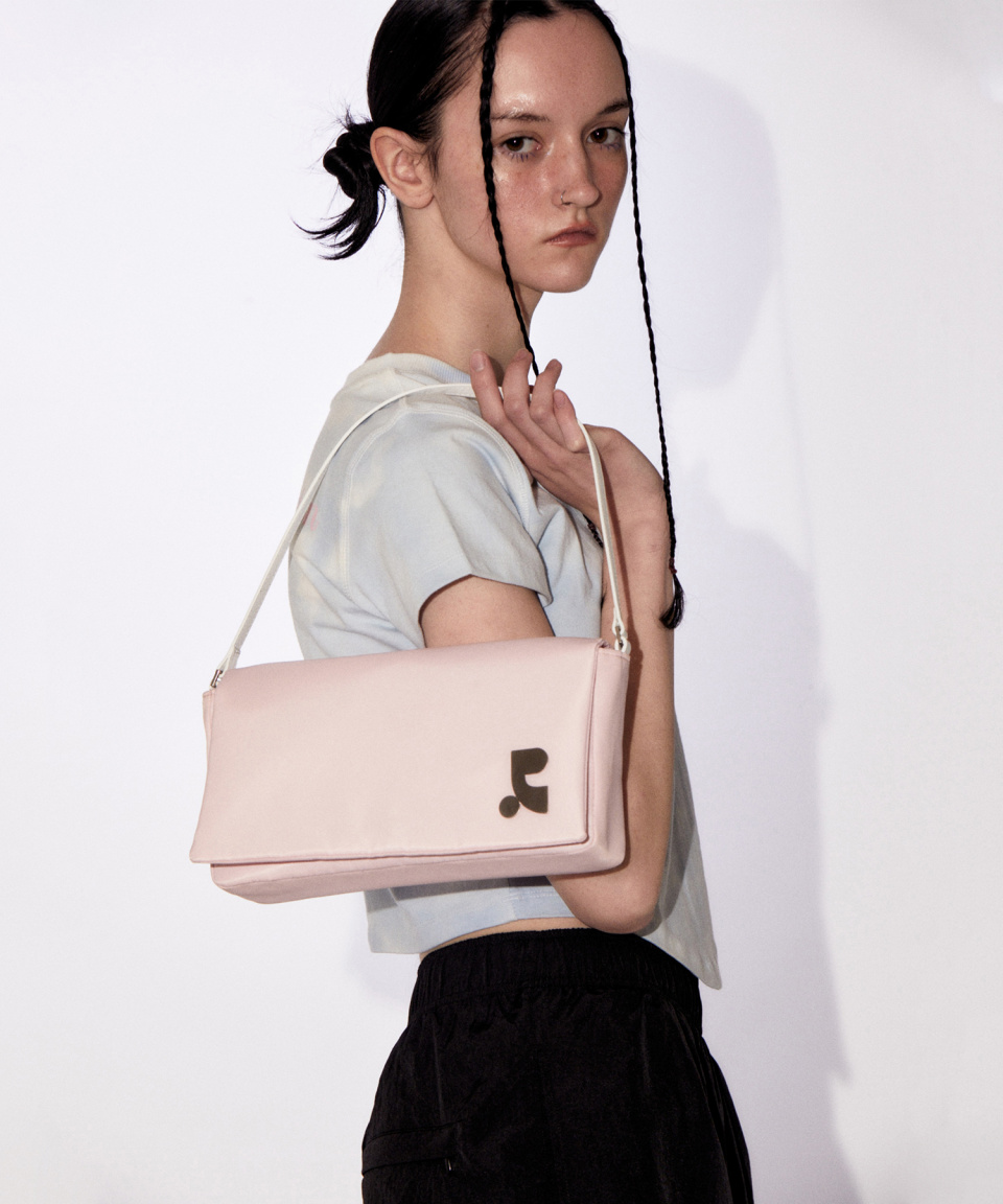 MUSINSA公式 | REST&RECREATION RR LOGO NYLON SHOULDER BAG PINK