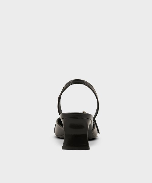 POINTED BUCKLE SLINGBACK