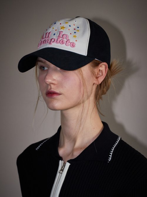Stella Retro Ball Cap (Black)