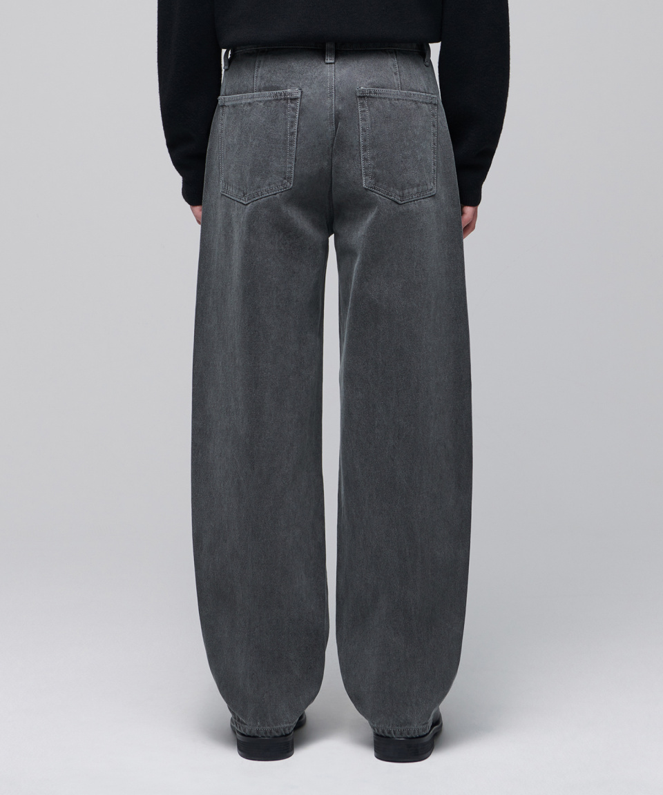 MUSINSA | MUSINSA STANDARD Twisted Semi Balloon Denim Pants