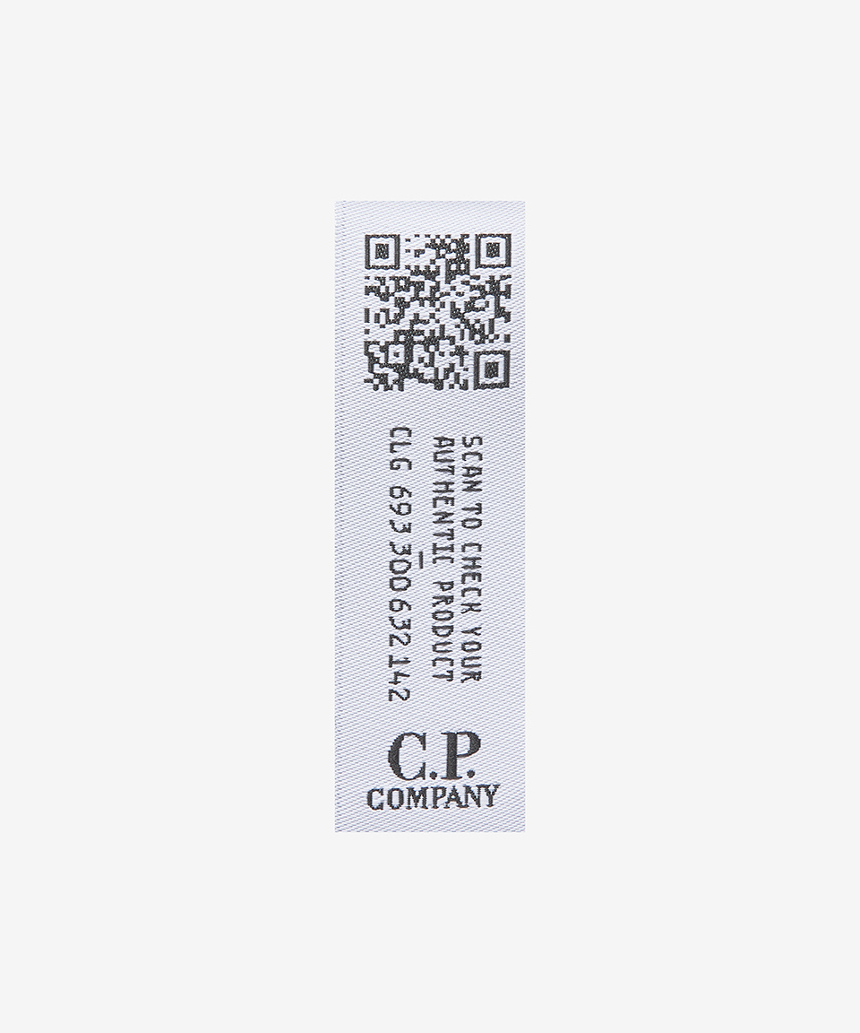 씨피 컴퍼니(CP Company) 남성 라이트 플리스 후드 - 블랙 / 14CMSS033A002246G999 - 244,000 | 무신사 스토어