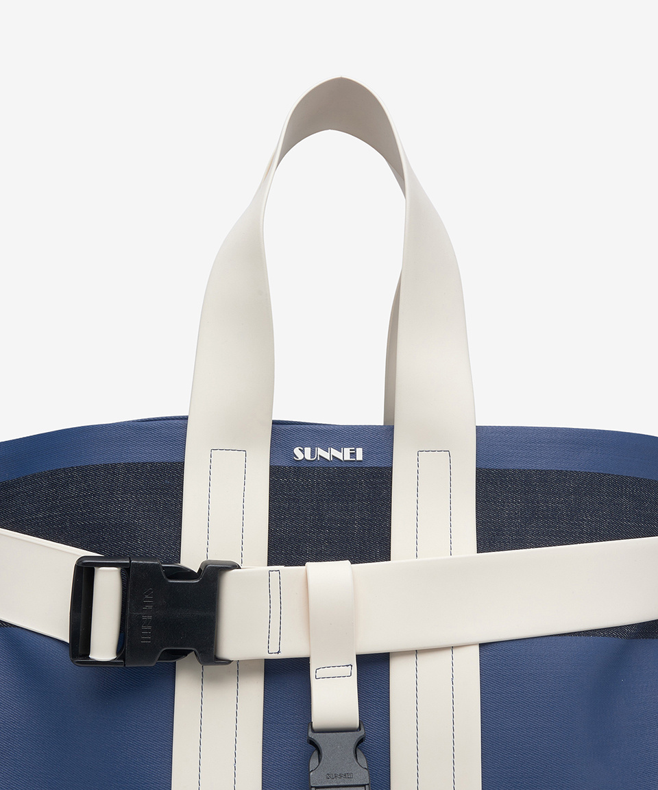 MUSINSA | SUNNEI Parallepipedo Tote Bag - Denim: Dark Navy