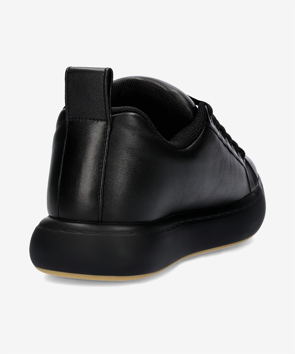MUSINSA | BOTTEGA VENETA Men's Pillow Sneakers - Black