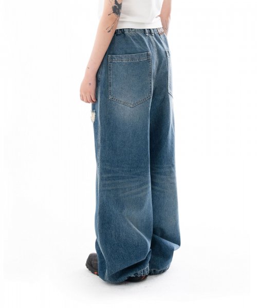 Distressed Denim Pants (Blue)