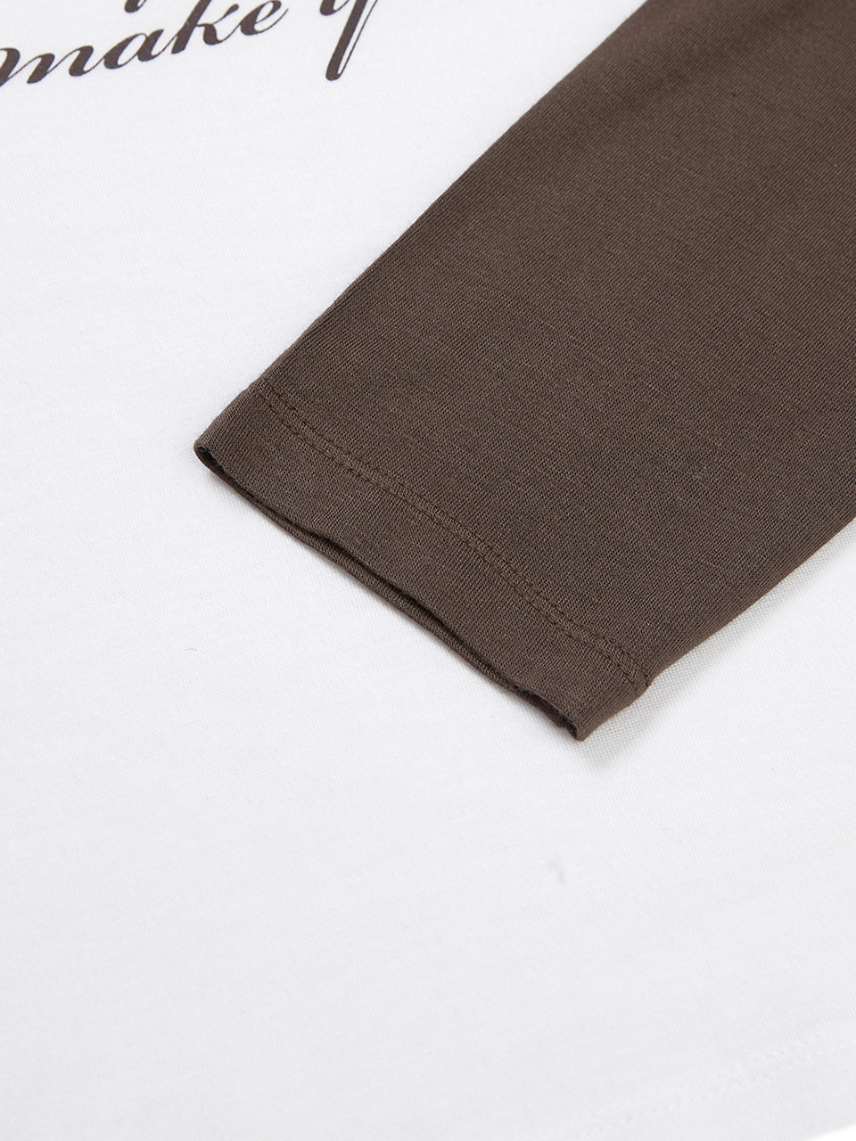 MUSINSA | YOUHEE REGLAN LETTERING LONG SLEEVE BROWN