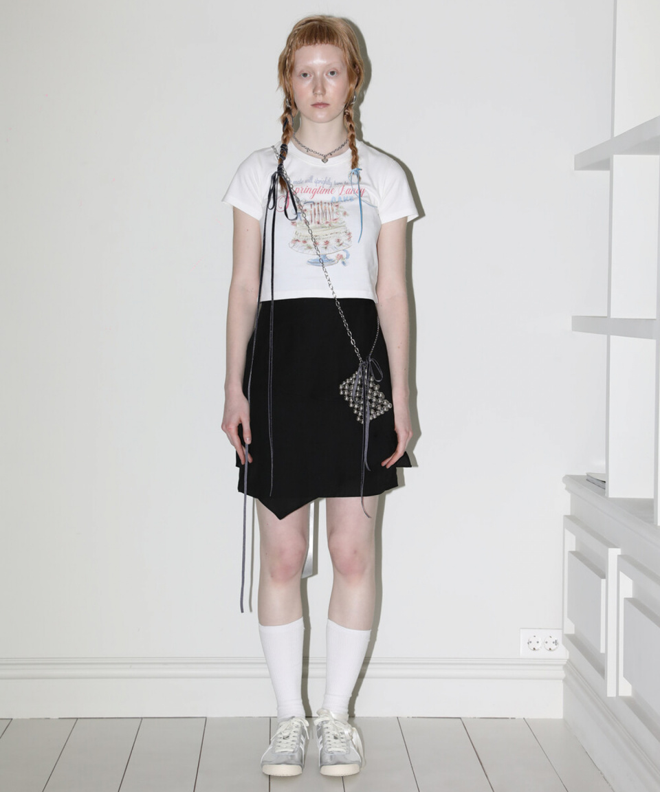 【DIMANCHE】DIMANCHE CAKE CROP T-SHIRT DIMANCHE CAKE CROP T-SHIRT - DIMANCHE | 60% - Asian Fashion
