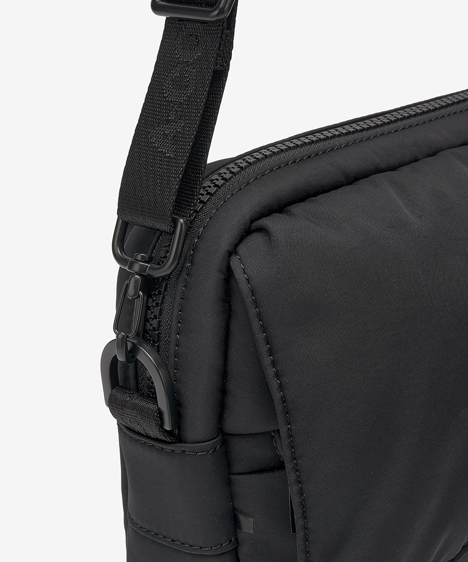 MUSINSA | A COLD WALL Padded Shoulder Bag - Black