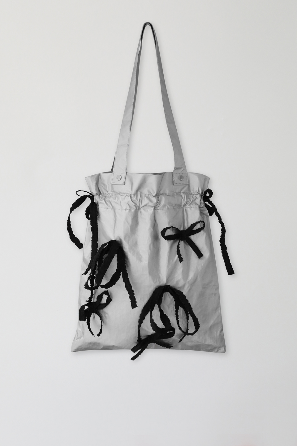 MUSINSA | YUSE RIBBON STRING SHOULDER BAG - SILVER