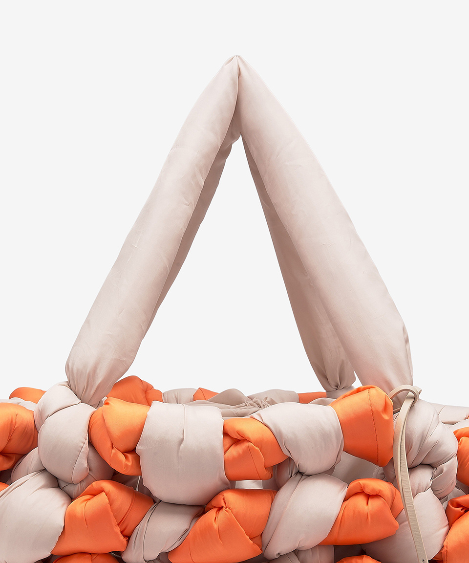★J W ANDERSON★ Noted tote bag white orange HB0514FA0237029 MUSINSA | J.W.ANDERSON Noted Tote Bag - White: Orange