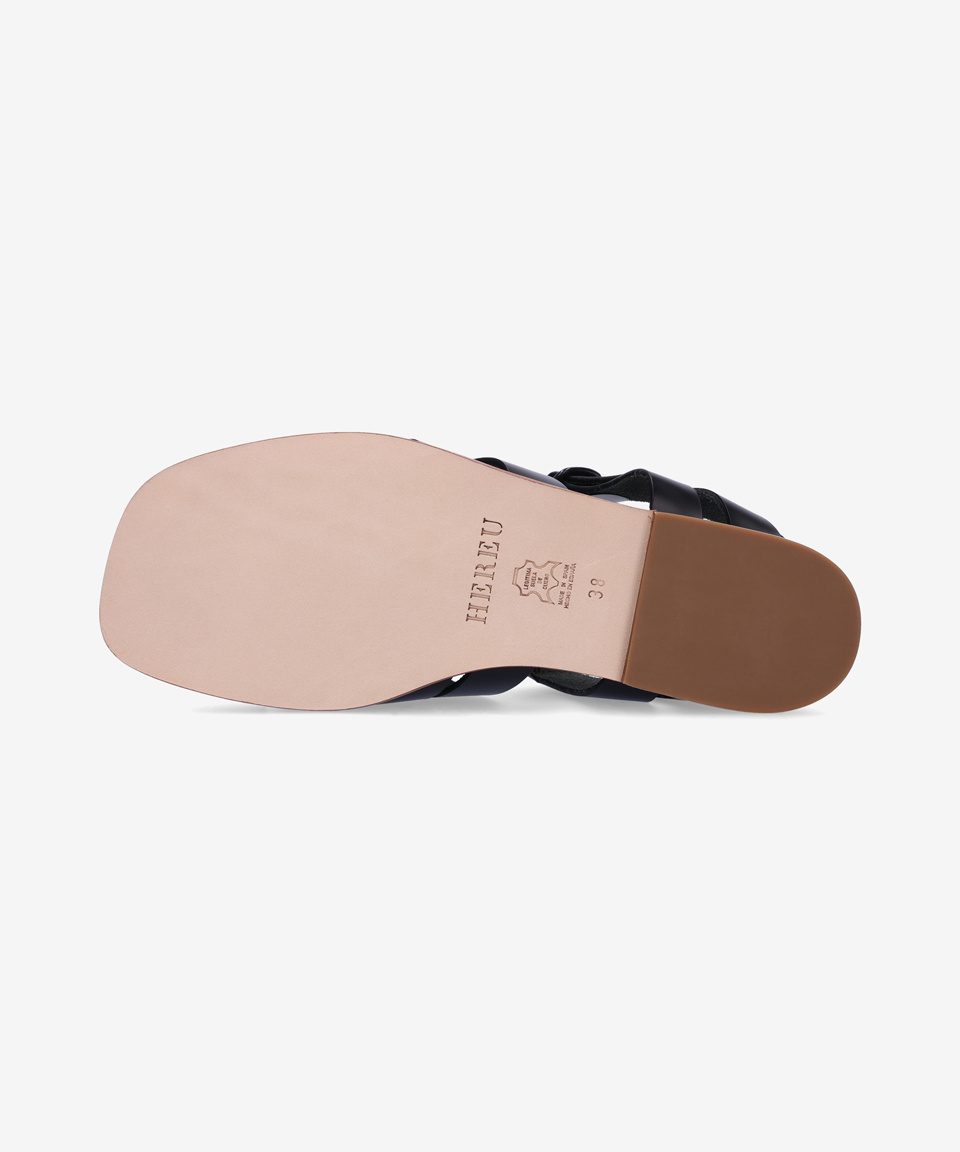 MUSINSA | HEREU Mayall Sandals - Black / WFR23MAYO001