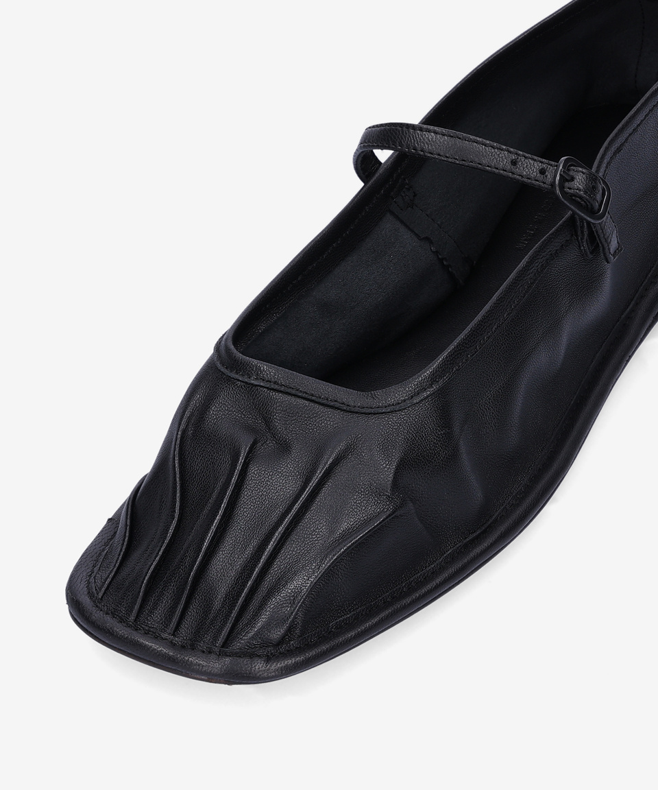 MUSINSA公式 | HEREU Women's single-ply flat shoes - Black
