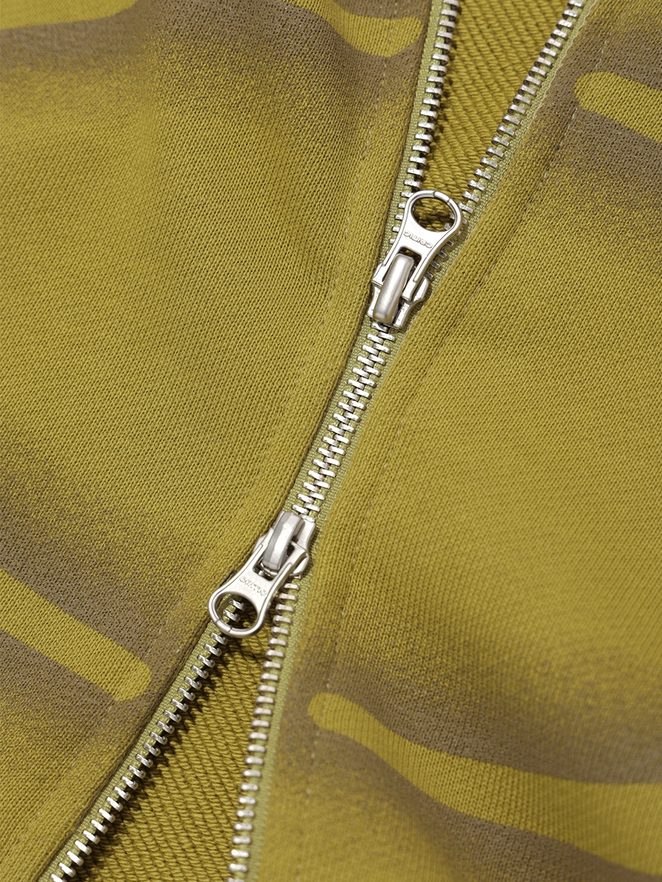 WORMHOLE LOGO HOODIE ZIP-UP OLIVE 상세 이미지 16
