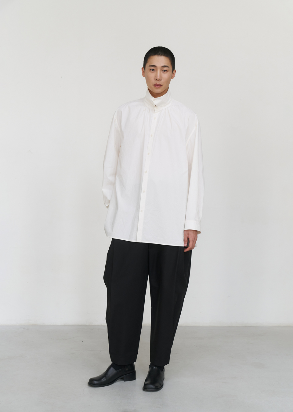 아모멘토(AMOMENTO) MENS SNAP GARCONNE PANTS (2 COLORS) - 사이즈
