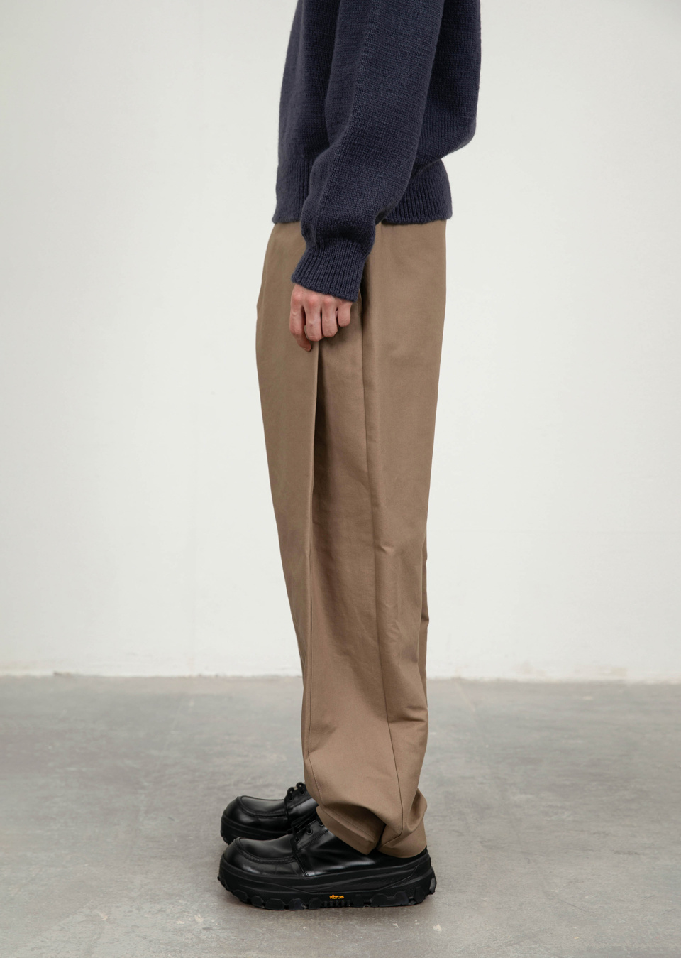 아모멘토(AMOMENTO) MENS SNAP GARCONNE PANTS (2 COLORS) - 사이즈