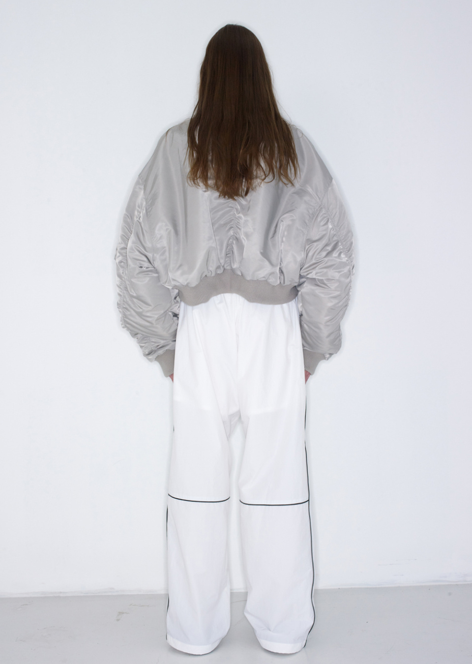 [s/e/o] PIPING LINED NYLON PANTS /追跡付 MUSINSA公式 | s/e/o PIPING LINED NYLON PANTS IVORY