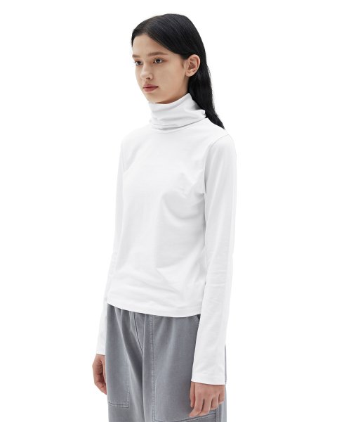 W Highneck Long Sleeve, White