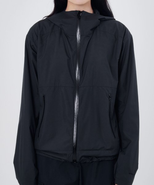 W Light Wind Breaker, Ink Black