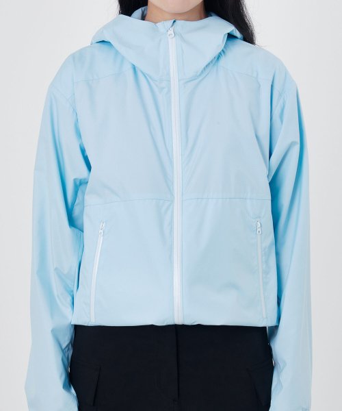 W Light Wind Breaker, Light Blue