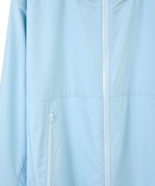 W Light Wind Breaker, Light Blue