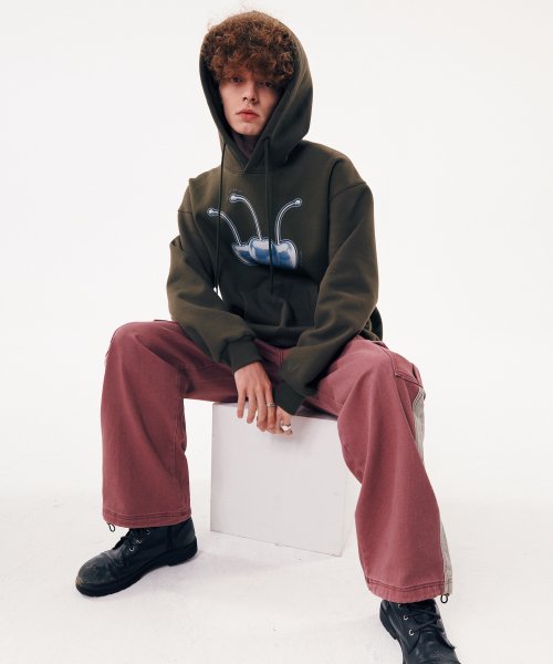 W.N.D CHERRY HOODIE [KHAKI]
