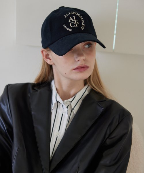 Round Logo Ball Cap (Black)