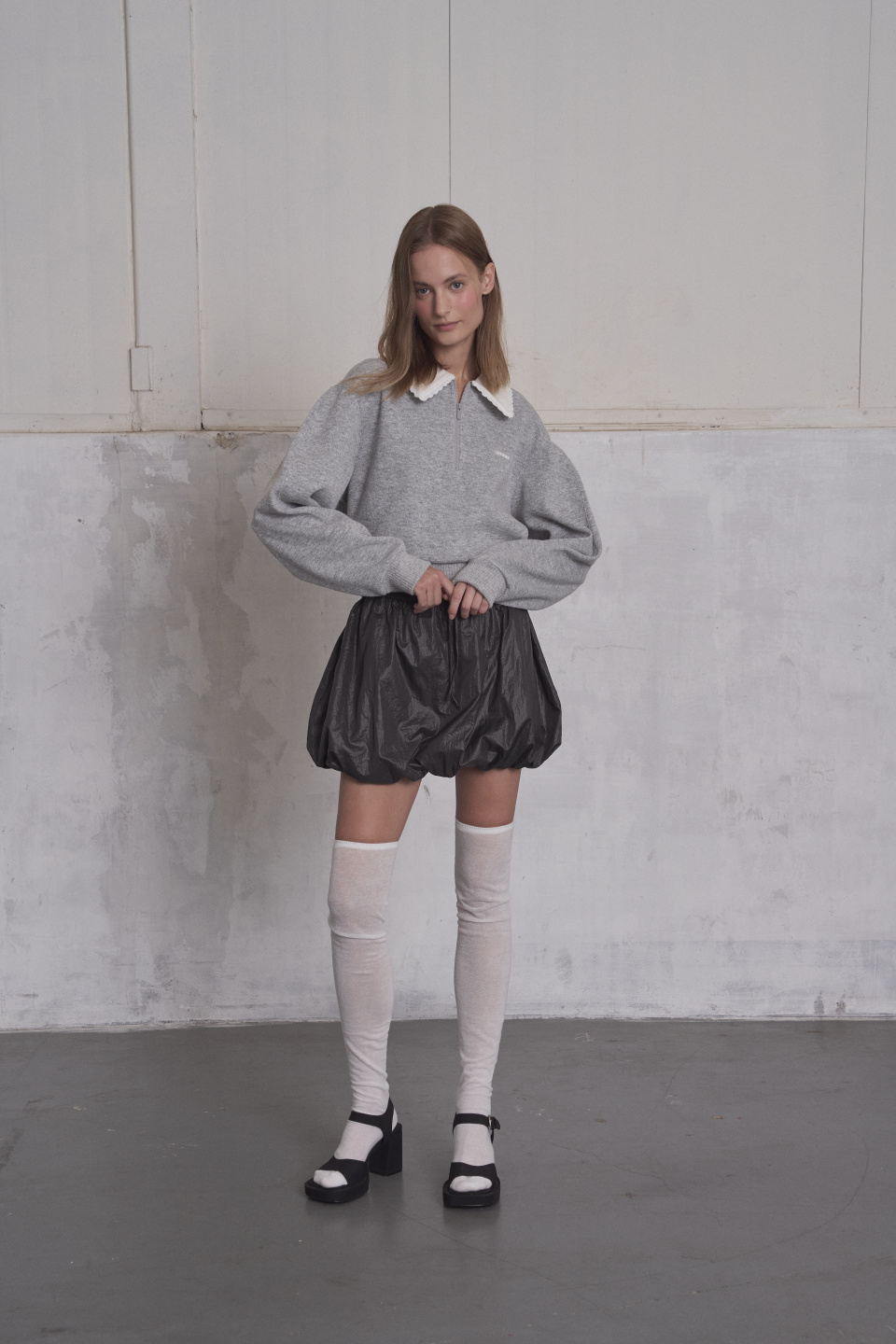 그로브(GROVE) GRVR SPORTS_LACE COLLAR SWEAT SHIRTS (GRVR SPORTS_레이스카라 스웻셔츠 ...