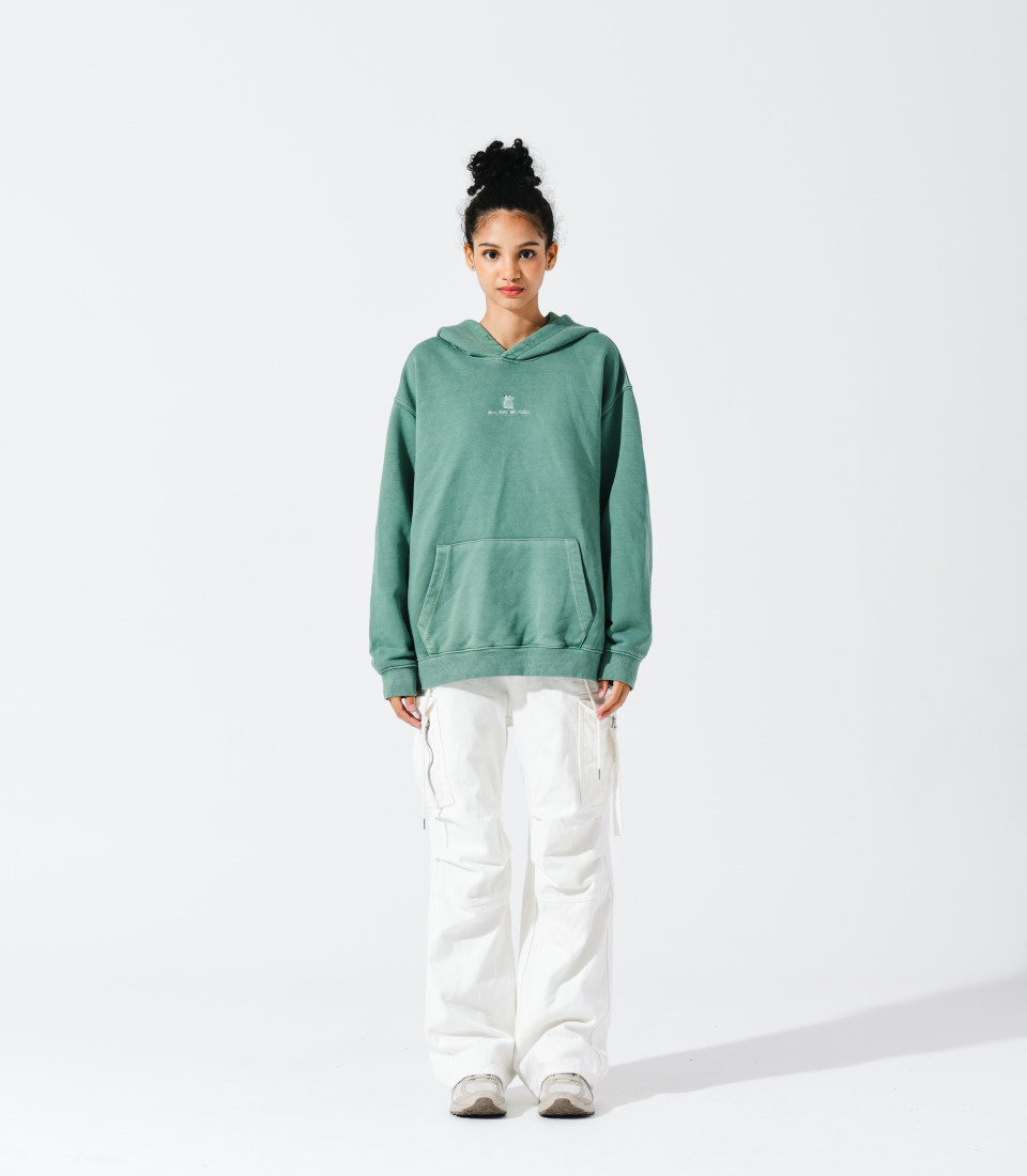 바쥬비쥬(BAJOO BIJOO) Cat Logo Embroidery Pigment Hoodie [Green] - 사이즈 & 후기 ...