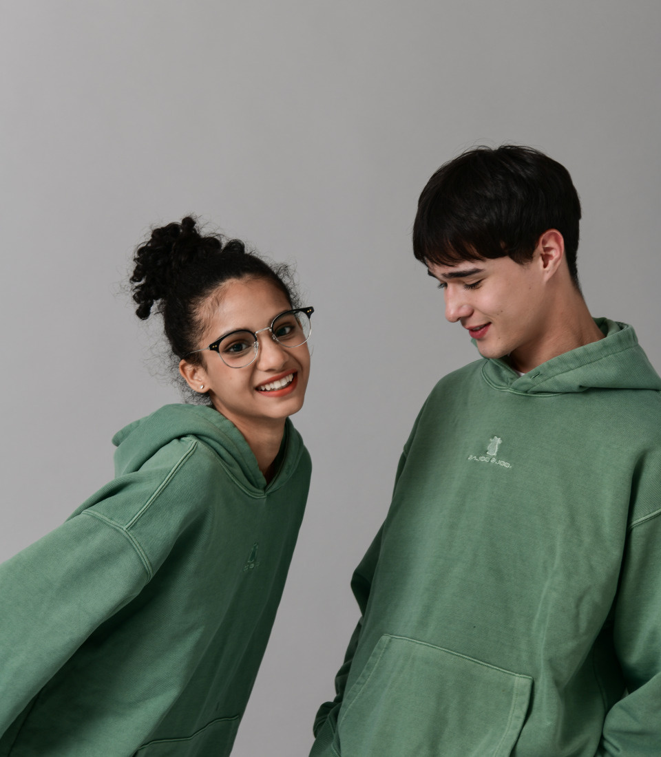 바쥬비쥬(BAJOO BIJOO) Cat Logo Embroidery Pigment Hoodie [Green] - 사이즈 & 후기 ...