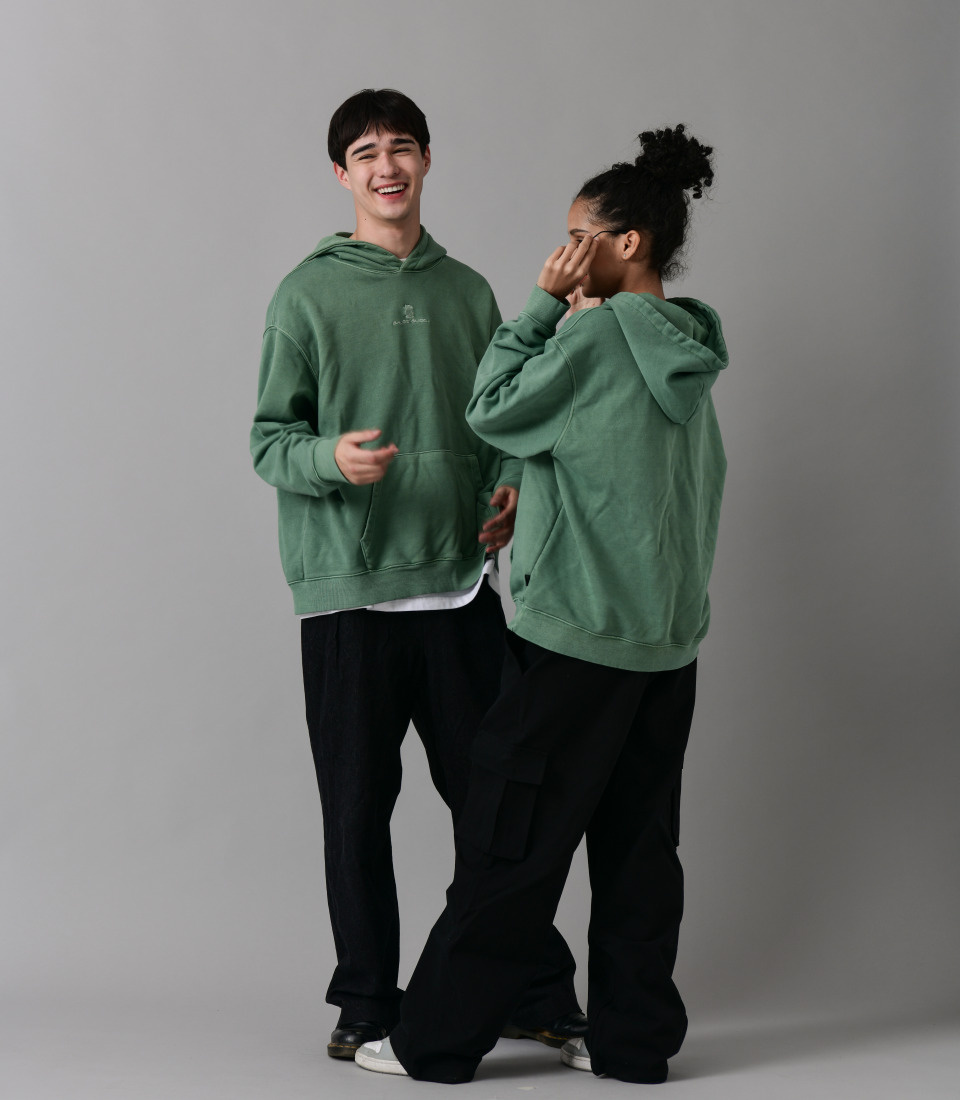 바쥬비쥬(BAJOO BIJOO) Cat Logo Embroidery Pigment Hoodie [Green] - 사이즈 & 후기 ...