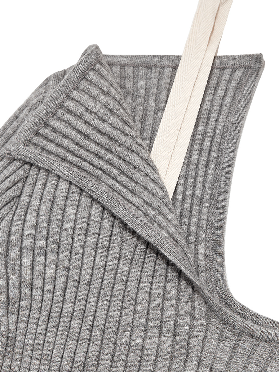 GLOWNY ISA ASYMMETRICAL KNIT TOP グレー GLOWNY ISA ASYMMETRICAL KNIT TOP (GRAY) – SeoulSeoul