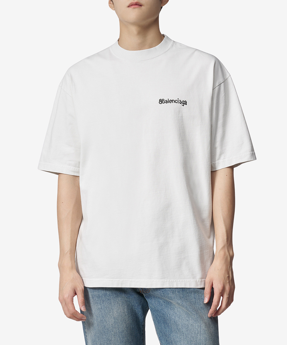 【BALENCIAGA】Oversized Short-sleeved T-shirt/全国送料込み BALENCIAGA】Oversized T-Shirt | AYIN