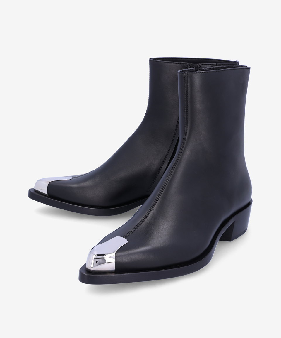 アッコ CHIKO Izazkun Square Toe Block Heels Ankle Boots