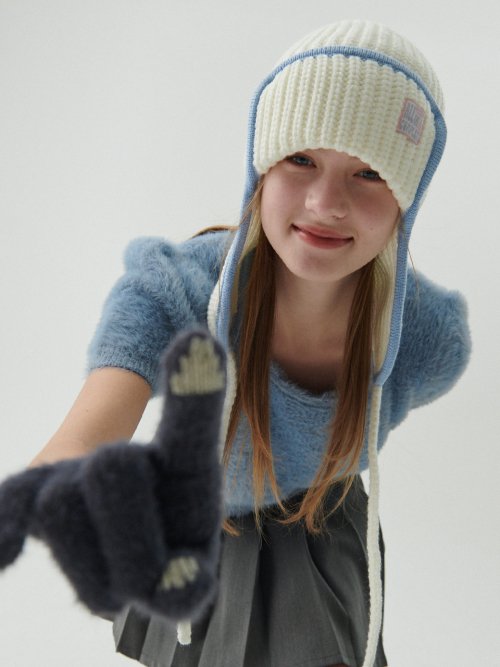 Edge Ear Flap Beanie (Cream)