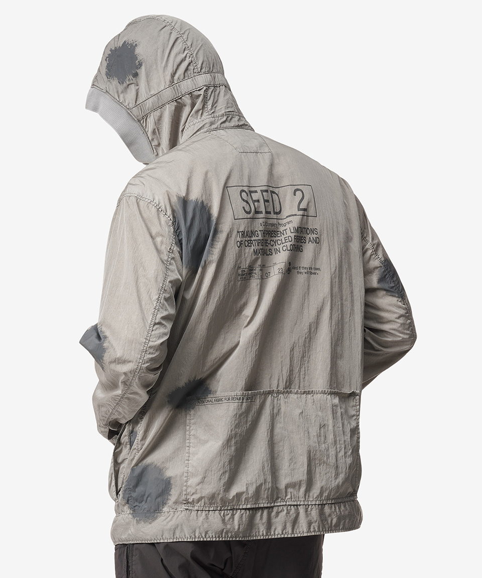 MASU ナイロンジャケット NYLON HOODED JACKET GRAY MASU(エムエーエスユー)のNYLON HOODED JACKET L.GRAYの通販