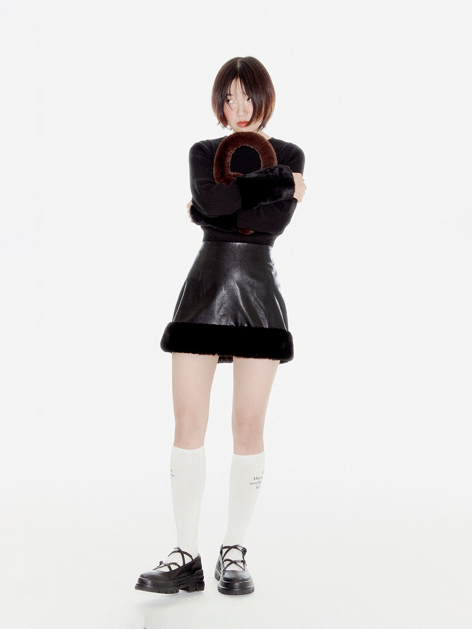 MUSINSA | YOUHEE YOUHEE FUR HEART MINI BAG BROWN