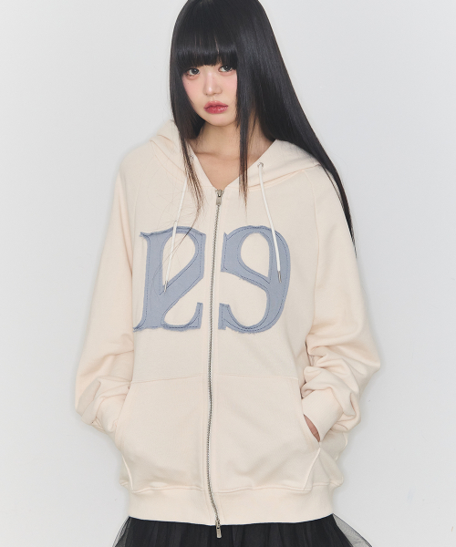 129 LOGO PATCH HOODIE ZIP-UP CREAM
