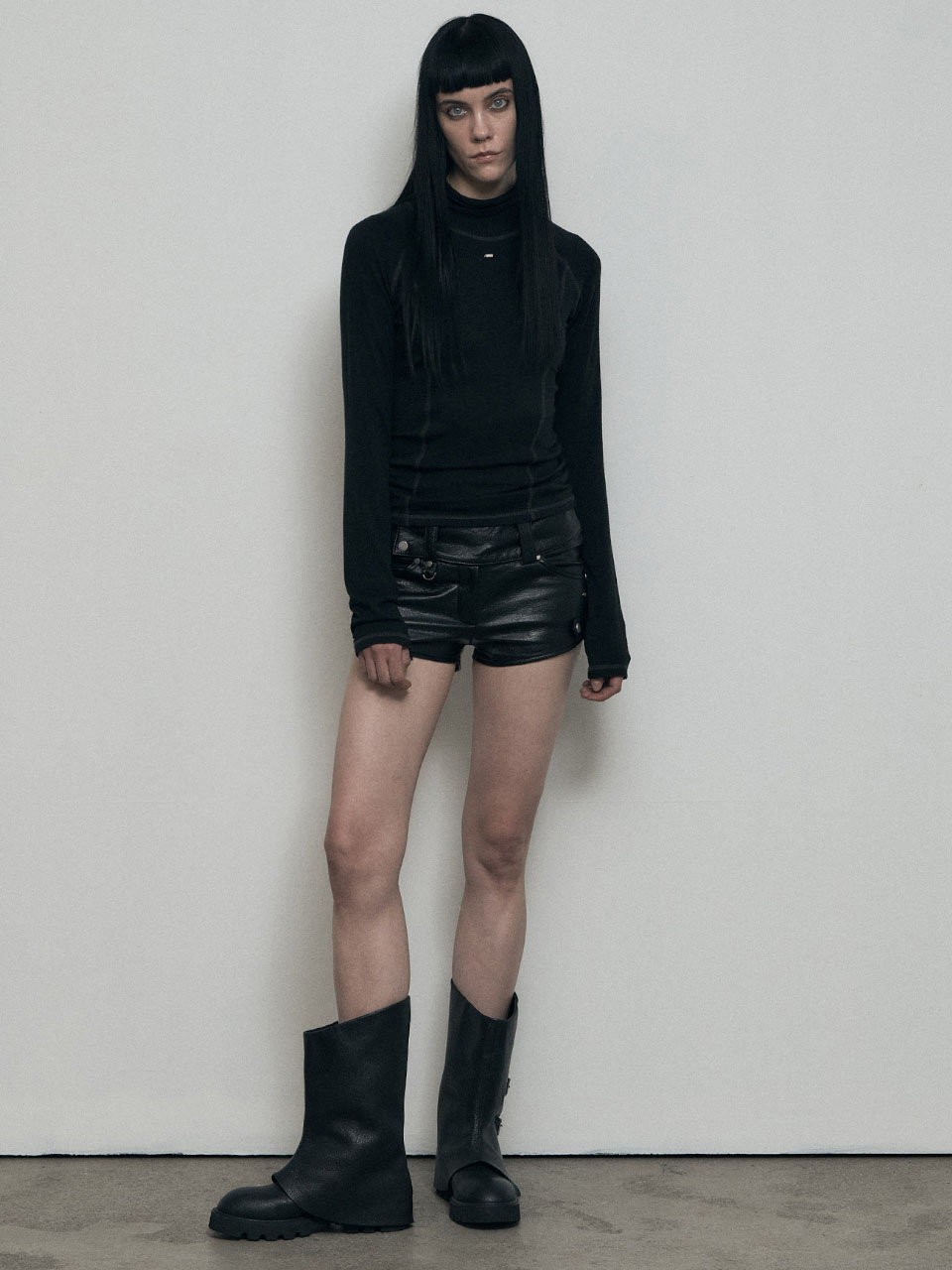보헤미안 서울(BOHEMSEO) MOTORCYCLE LEATHER SHORTS, BLACK - 사이즈